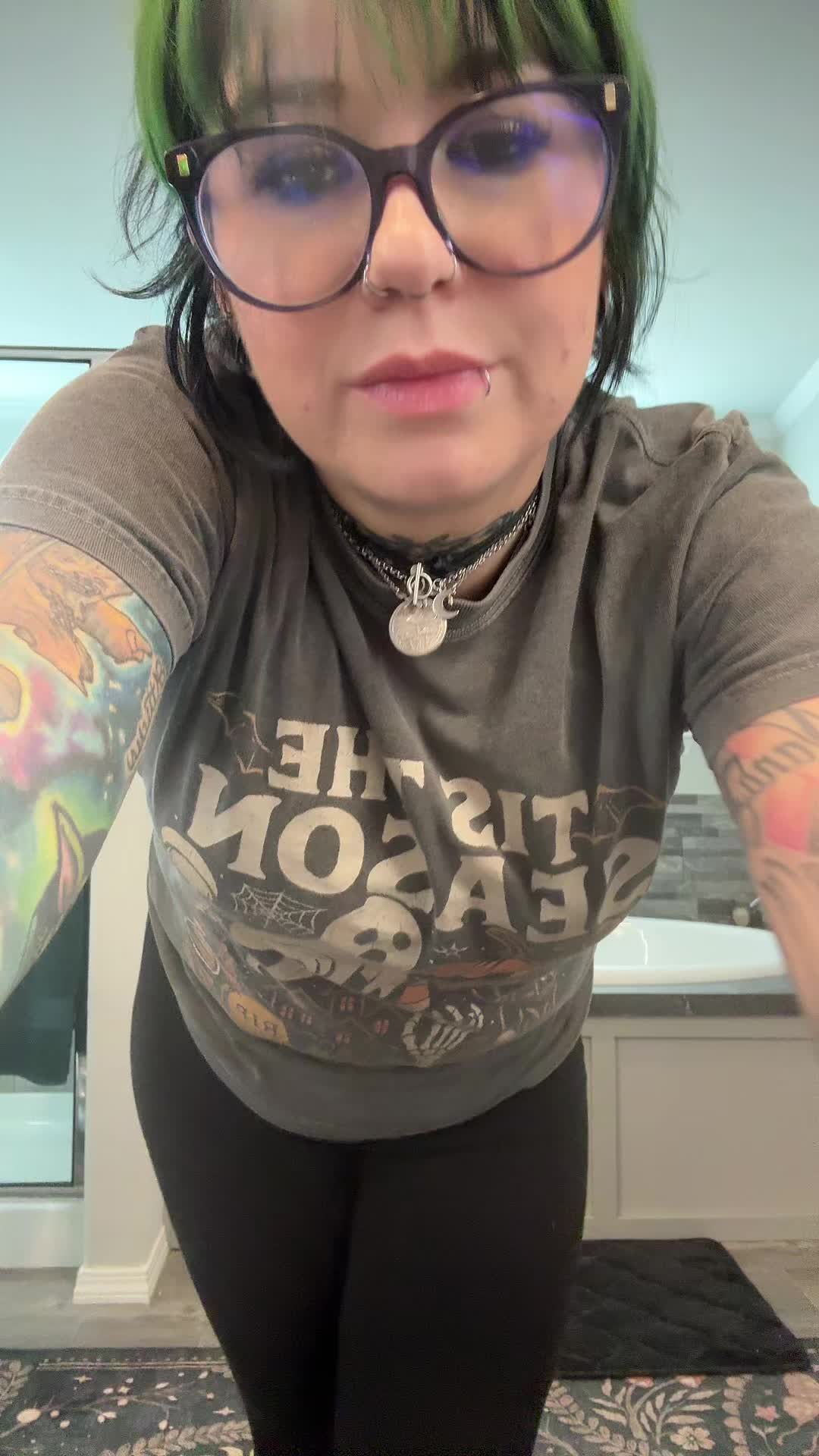 @Emogirl🖤🖤