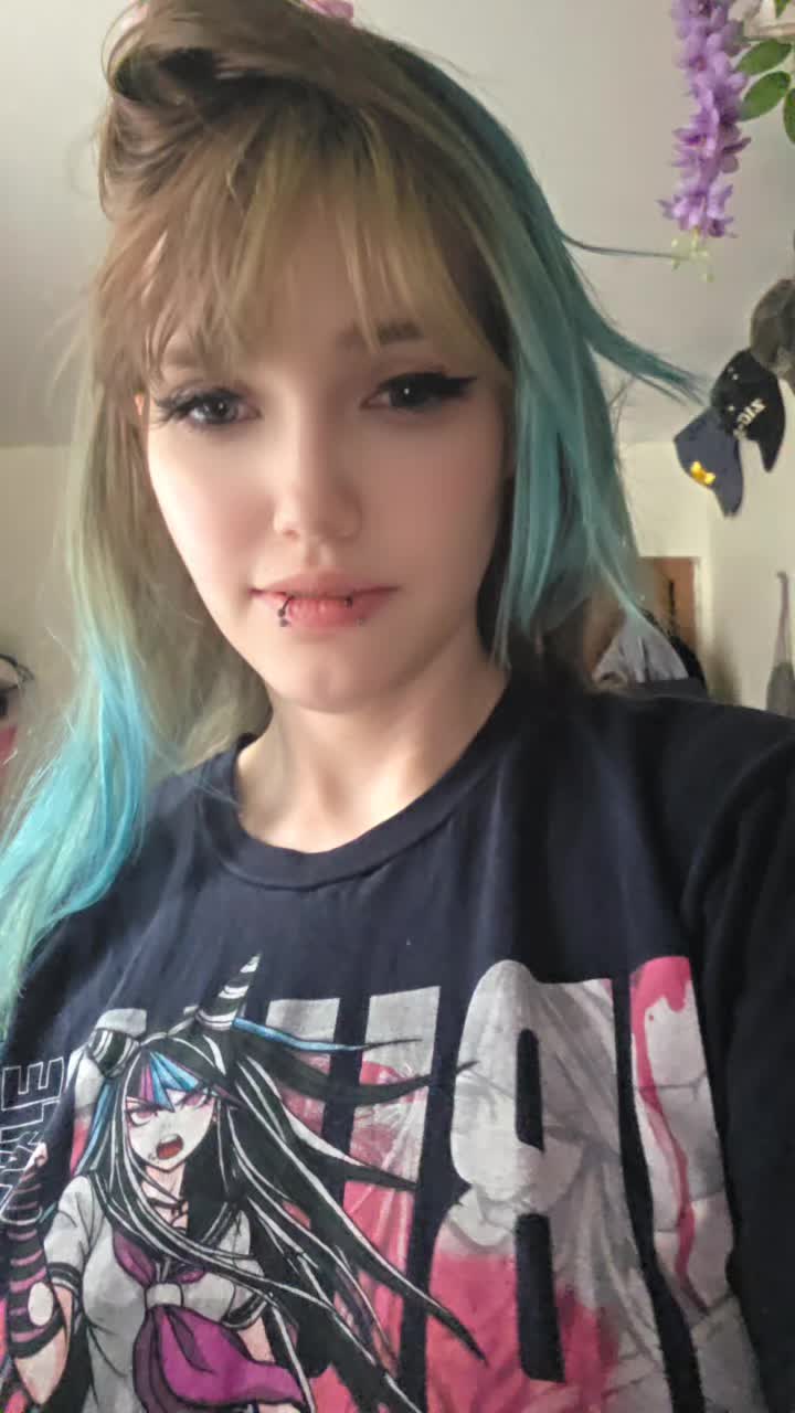 @Nikki