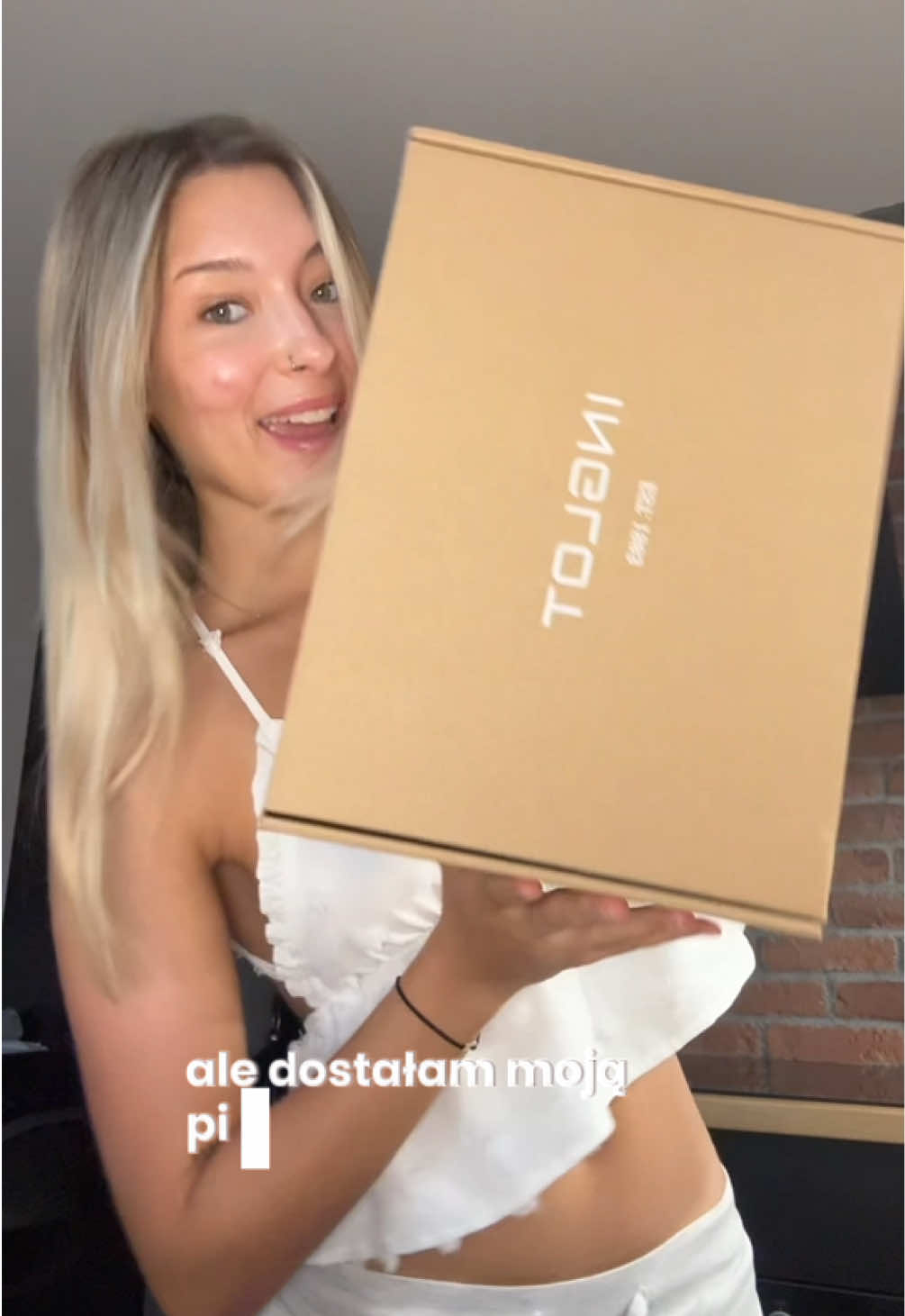 @Julss
