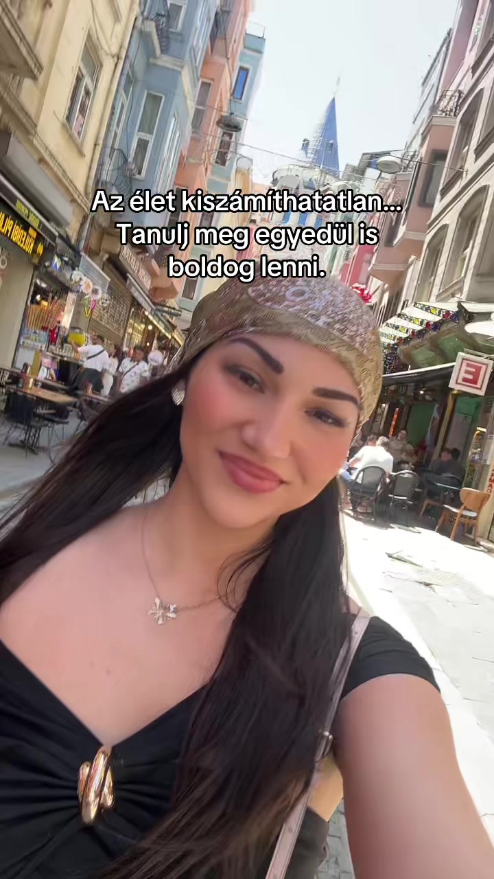 @🇭🇺Aniko🇨🇦