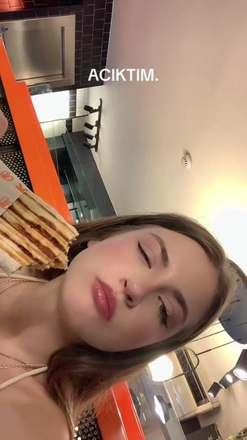 @kübra can