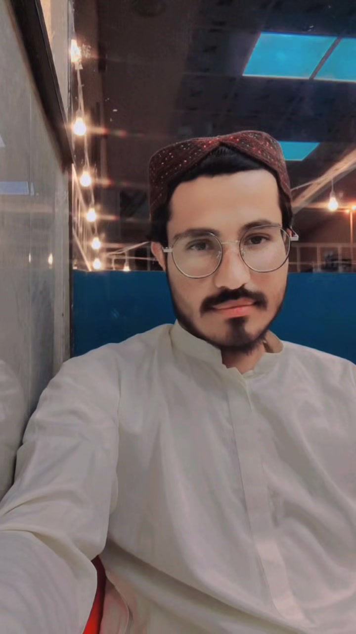 @𝑙𝑎𝑑𝑙𝑎ℎ بلوچ💕