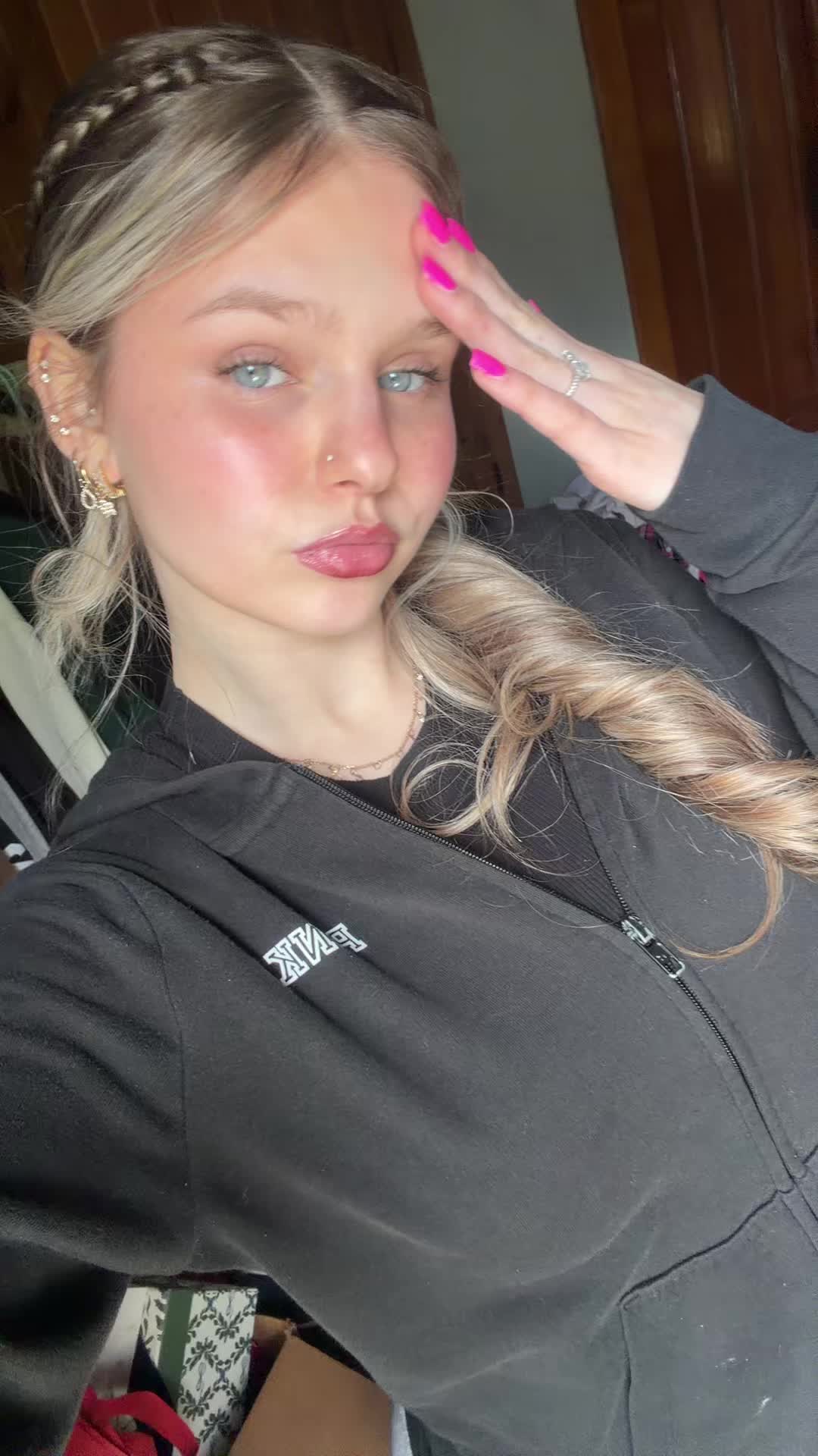 @emily💋ྀིྀི