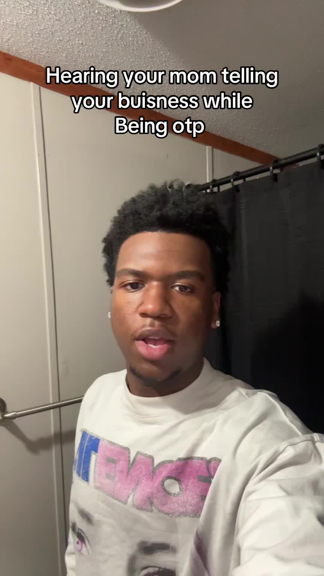 @Kv💕🦇( SUB TO MY YT)