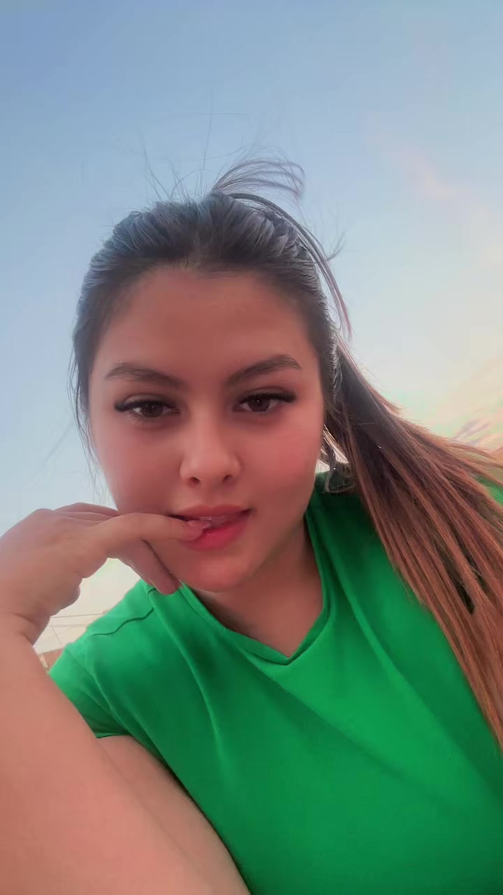 @Elizabeth_Gonzalez 🦋