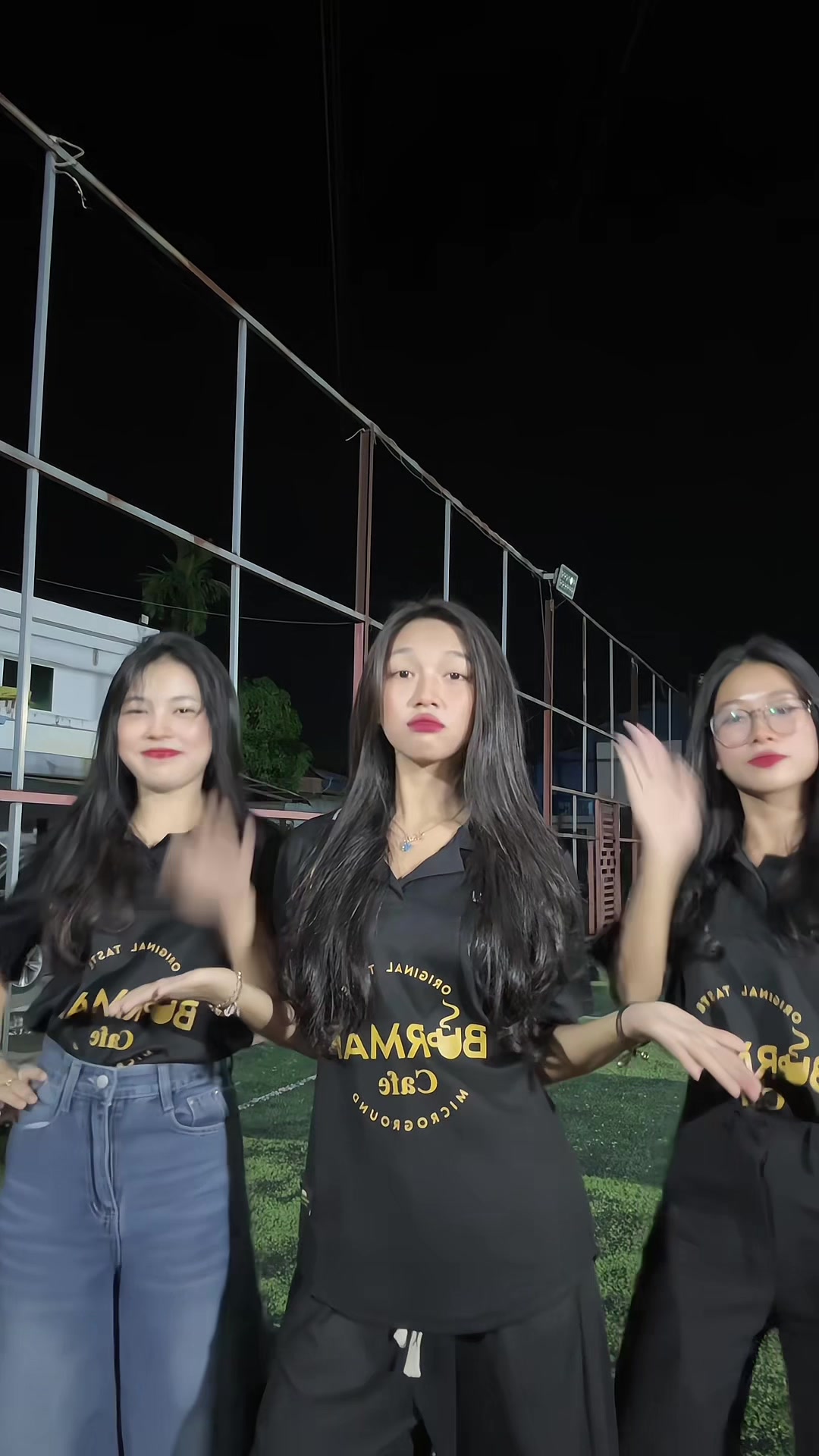 @So Pyay Myat Noe