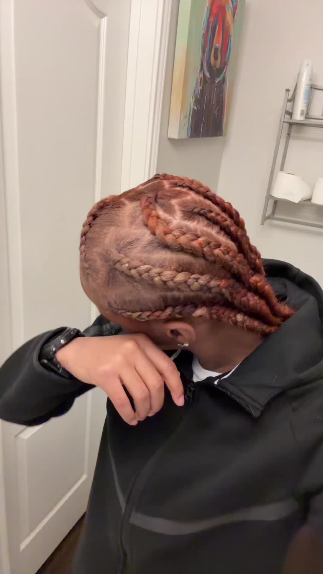 @🦈