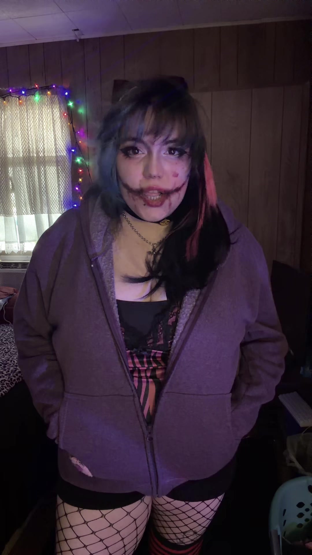 @Nic⦻le ‧₊˚🦇