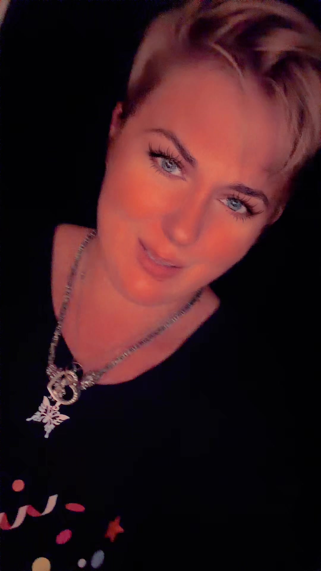 @Carmen♥️😈~FoxiUndCarmen4live~