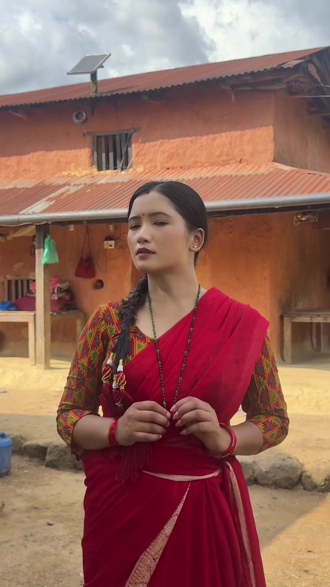 @Juna gurung ✨