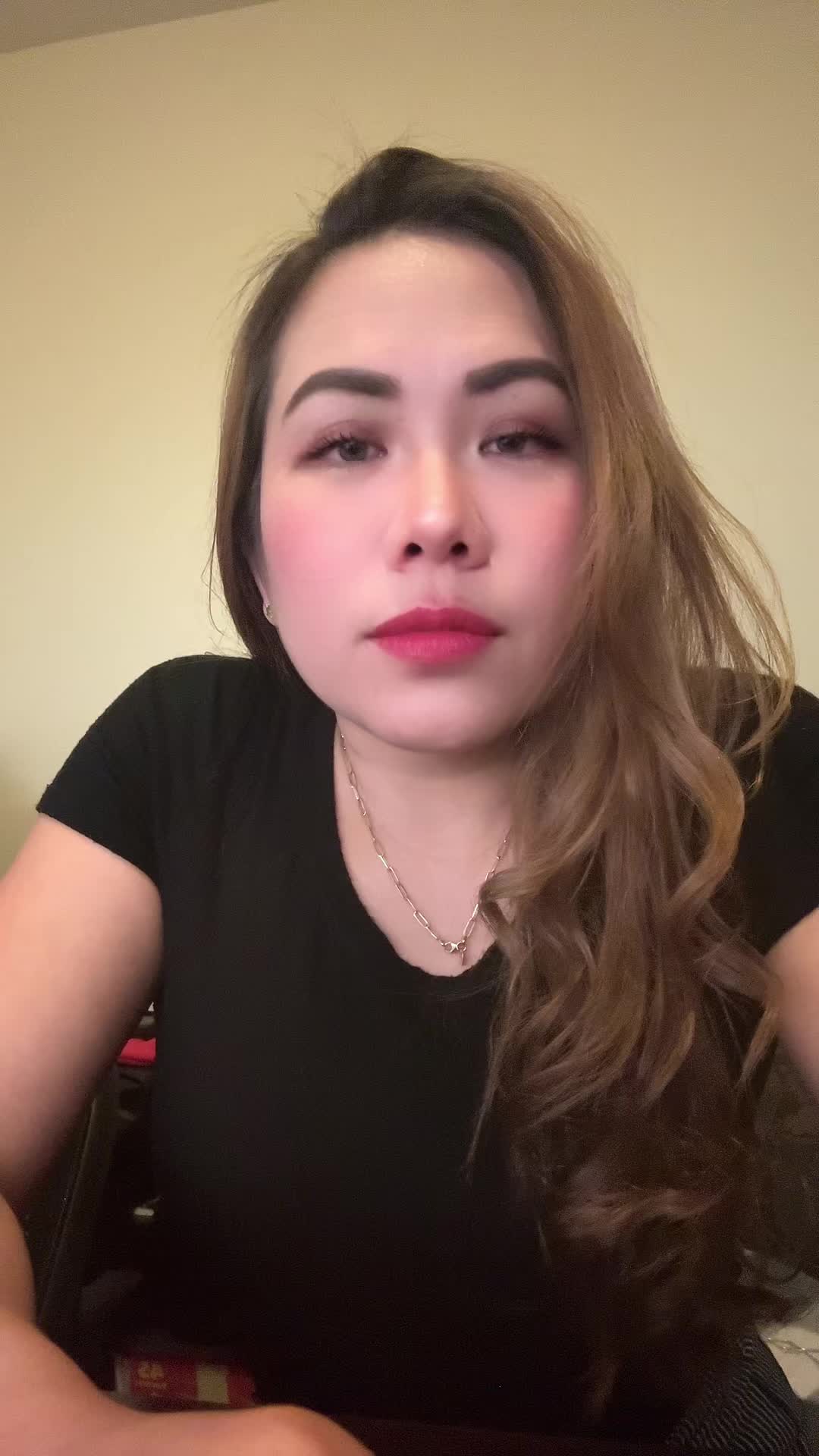 @AJ ✈️