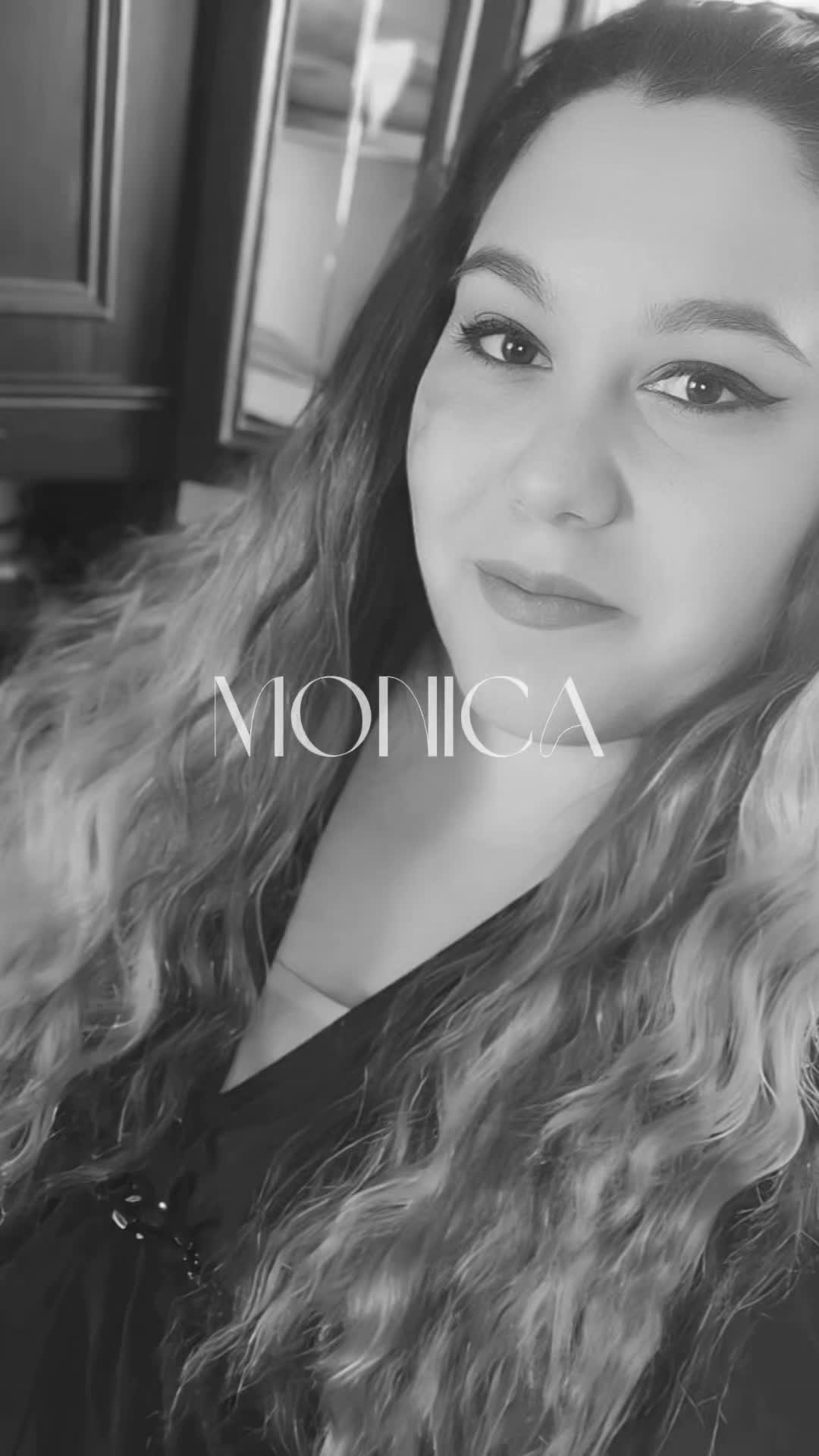 @M&oacute;nika Budai