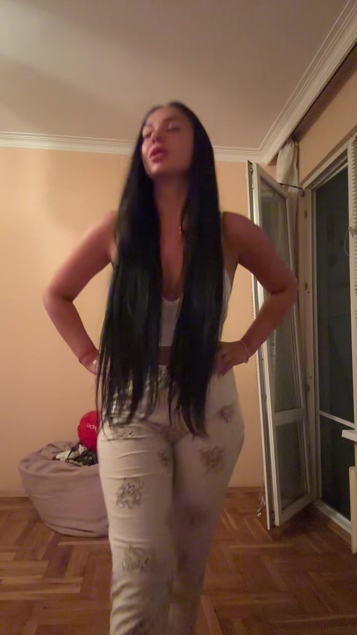 @Mikkaela Kamburova