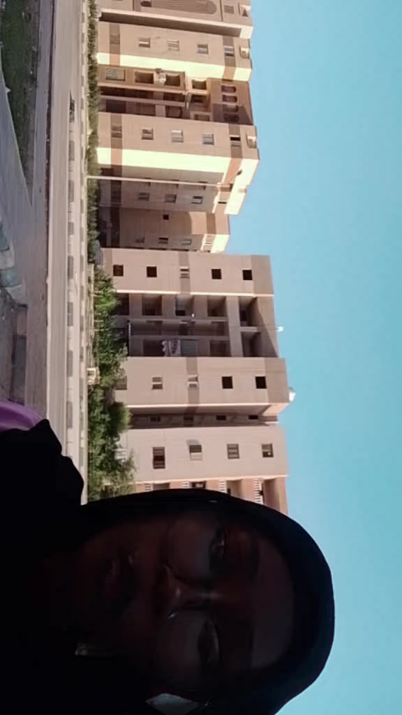 @𝑬𝒍𝒂𝒇 🤎