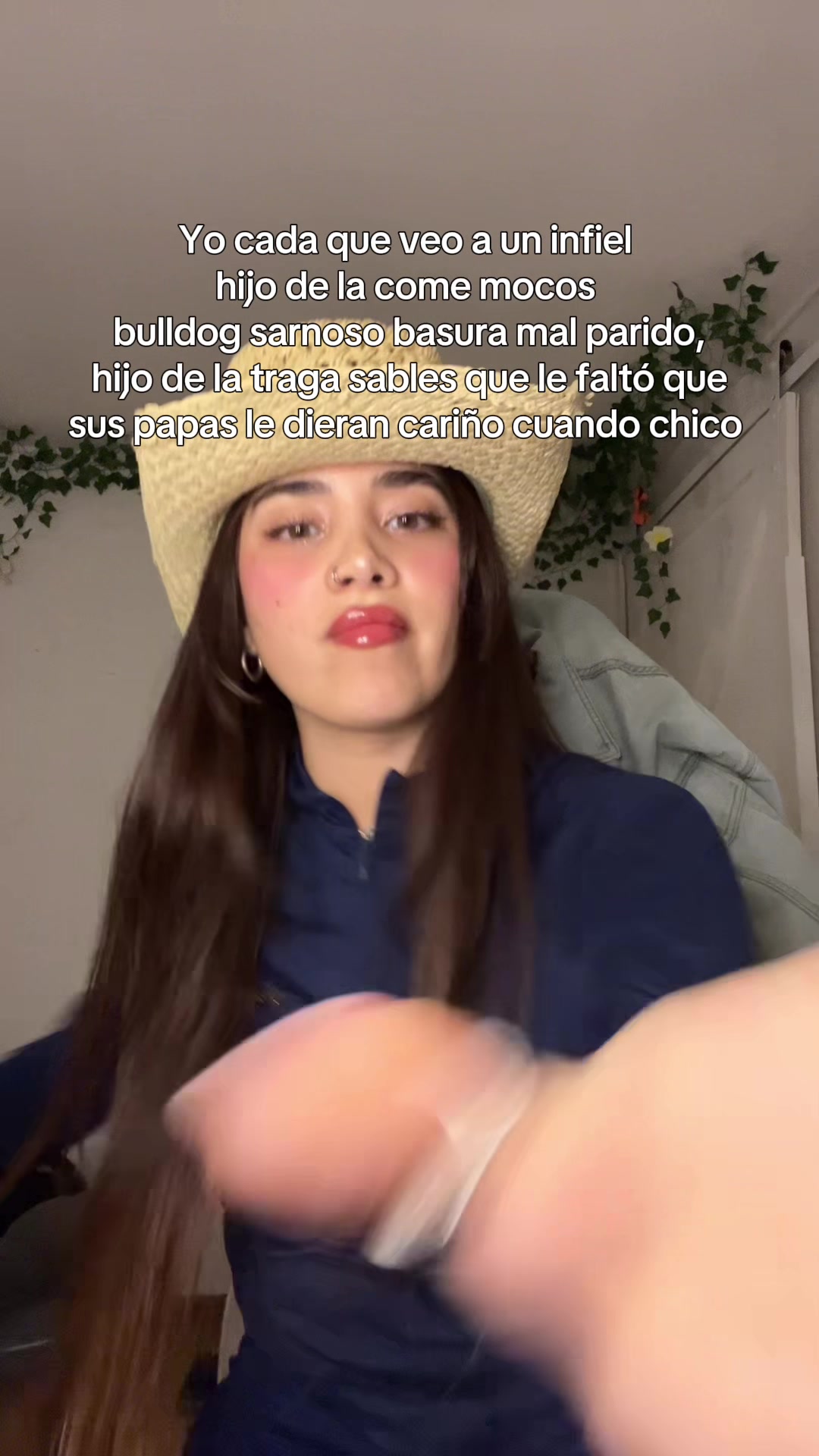 @Leonor Cherry