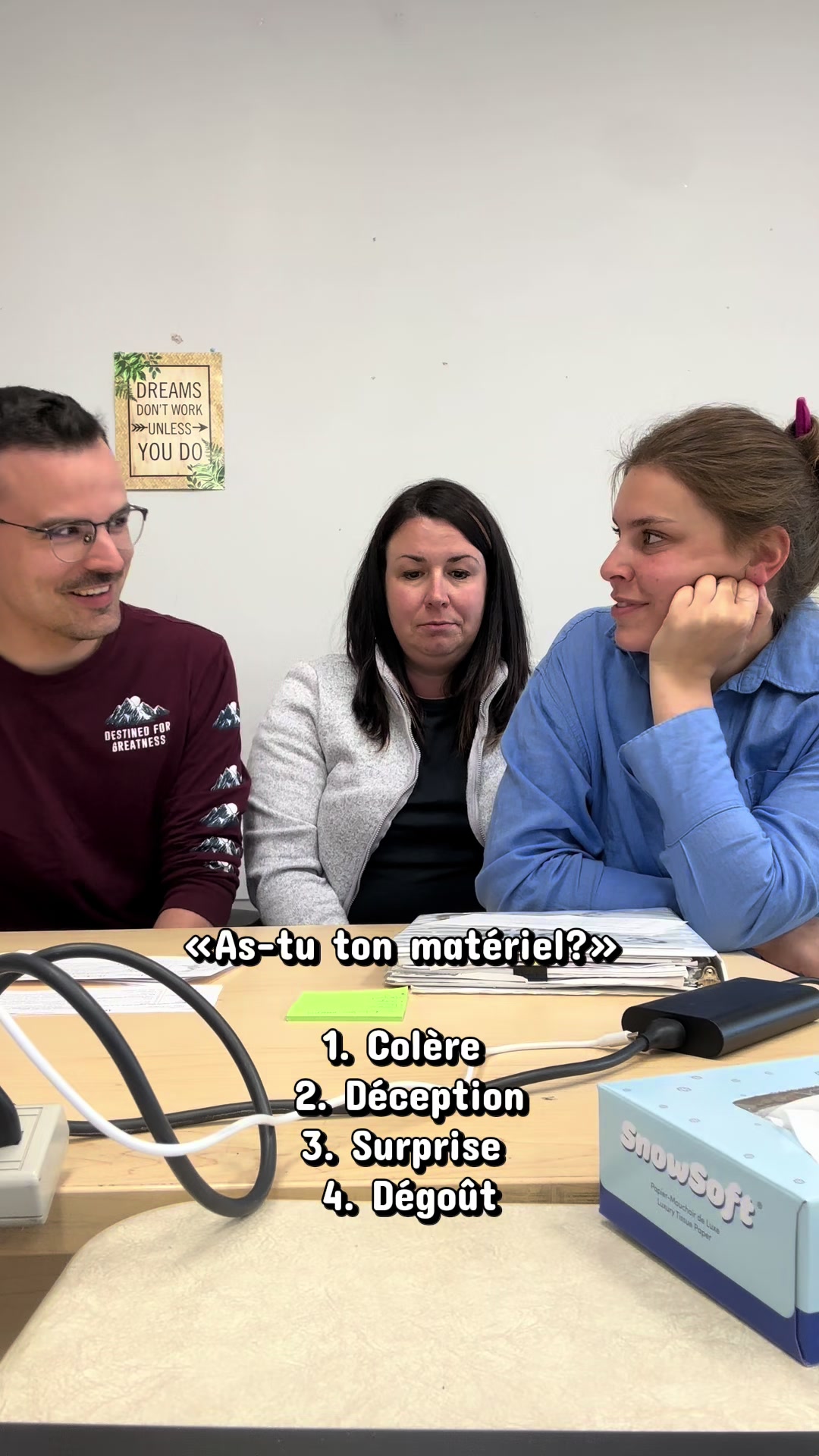 @✏️Corinne👩🏻&zwj;🏫