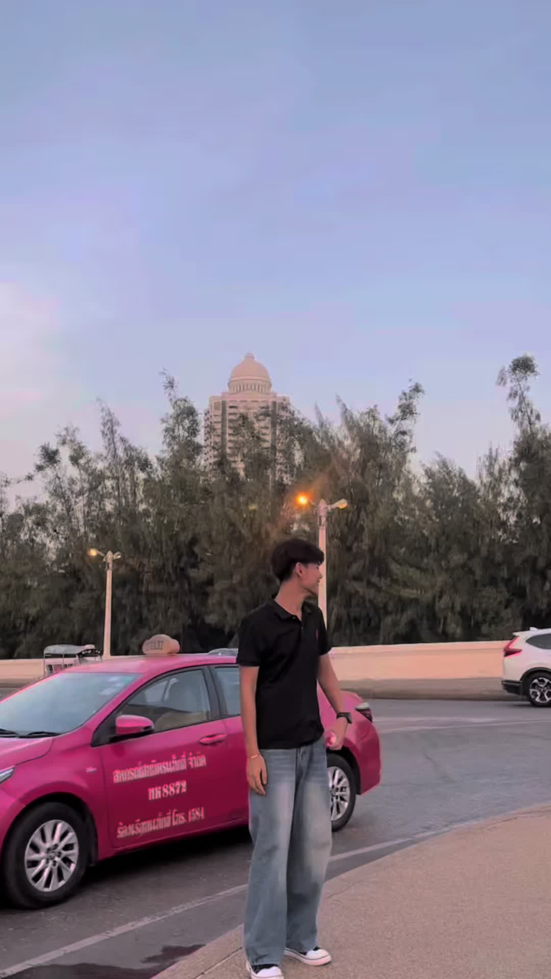 @Myat🦖