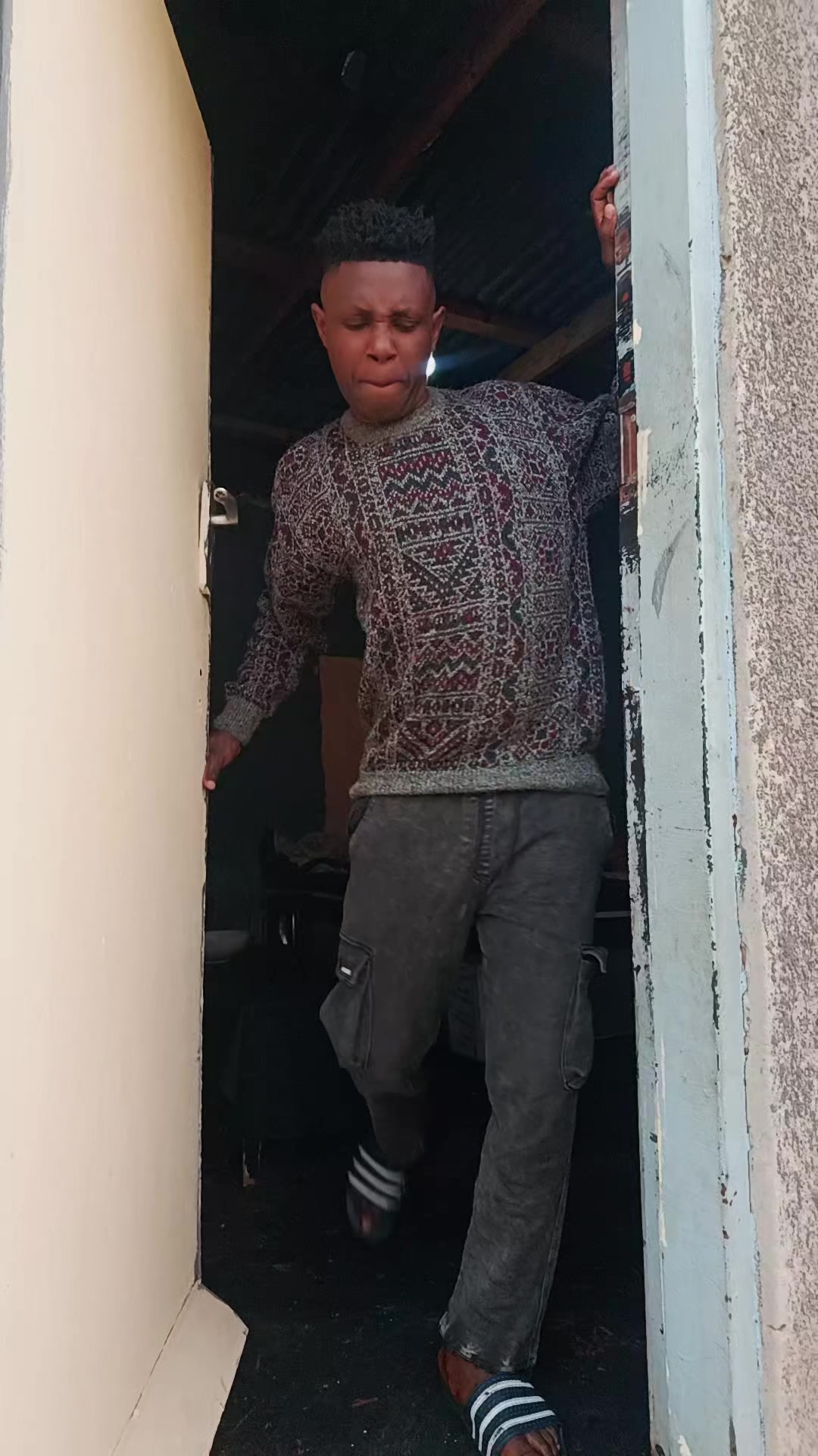@CLIVEDUBE0