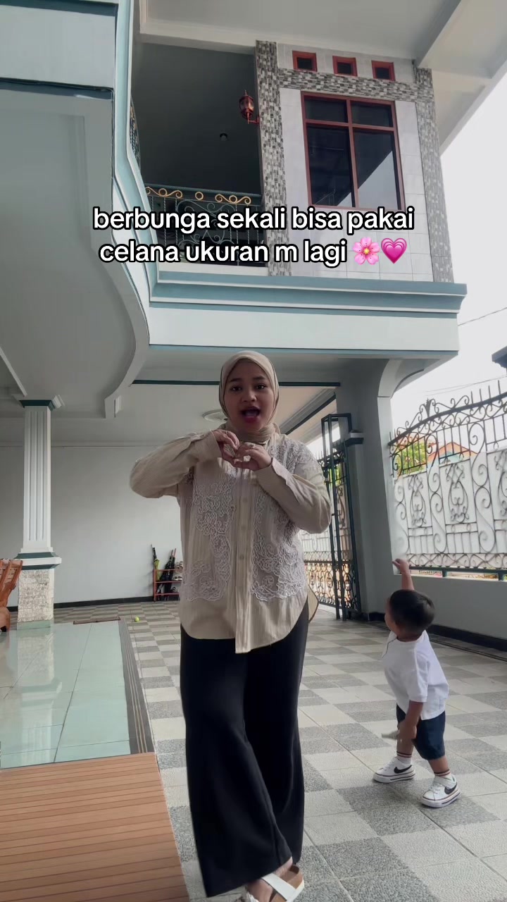 @Mucia.au