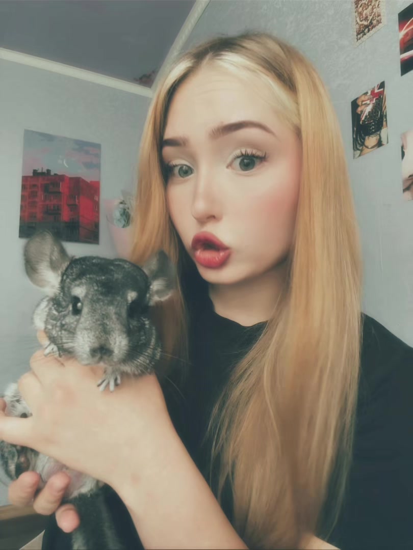 @дианочка<3