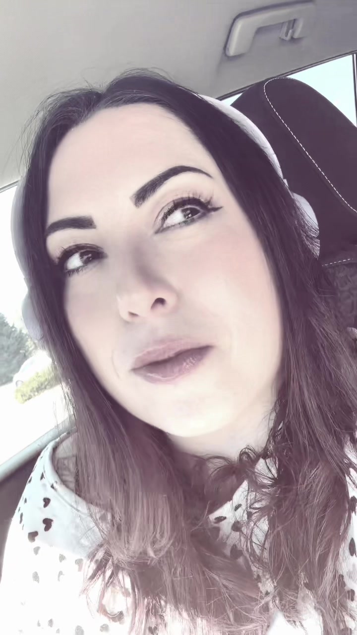 @Sashhbearr