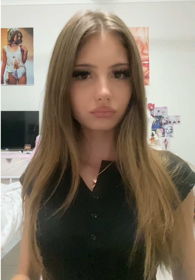 @elyssa🧁