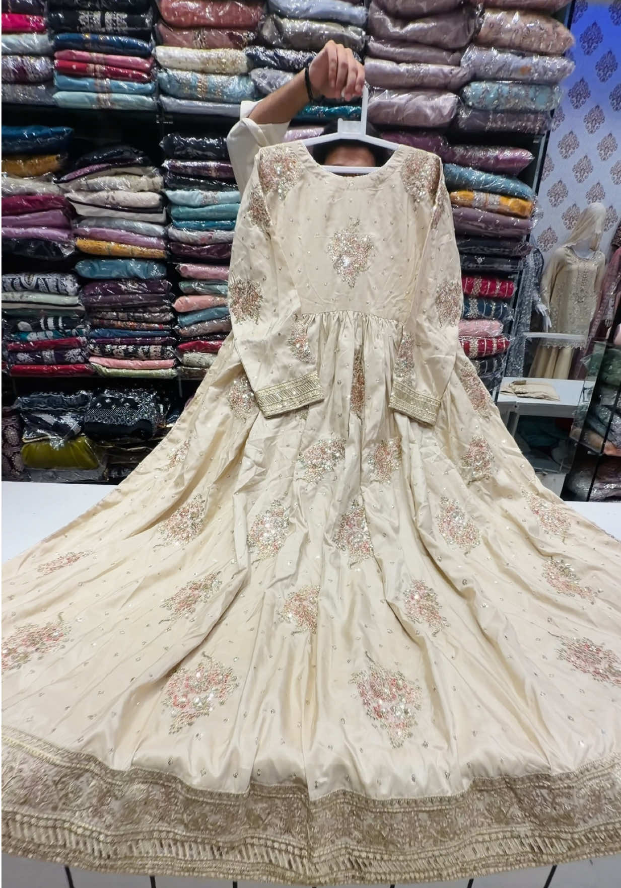 @Khushbu Collection