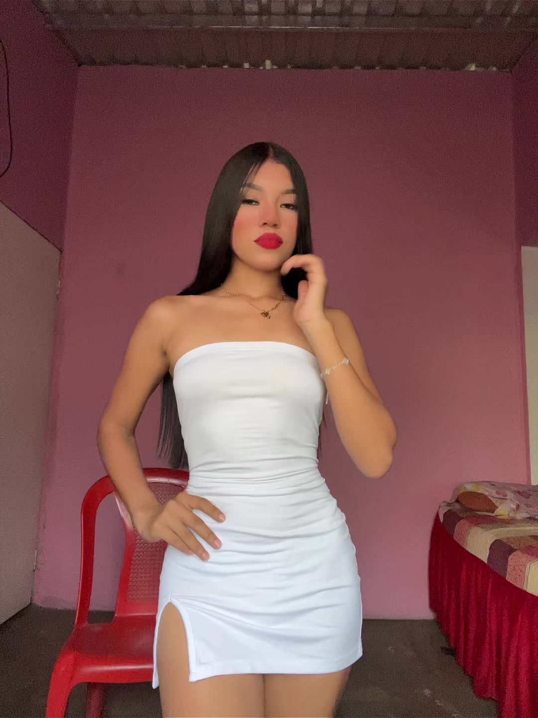 @Evaโ๏ธ