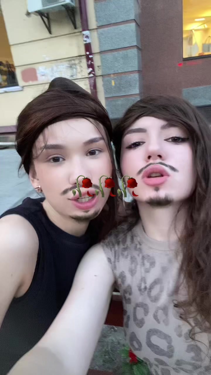 @╋━