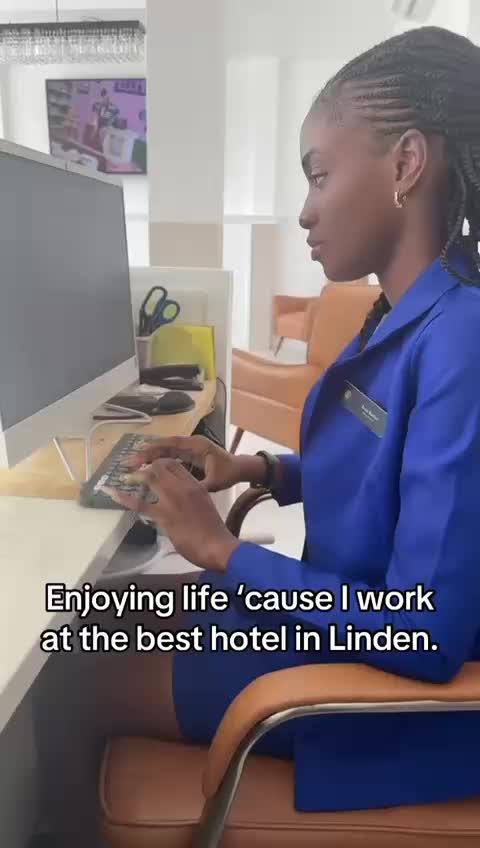 @Excellence Hotel