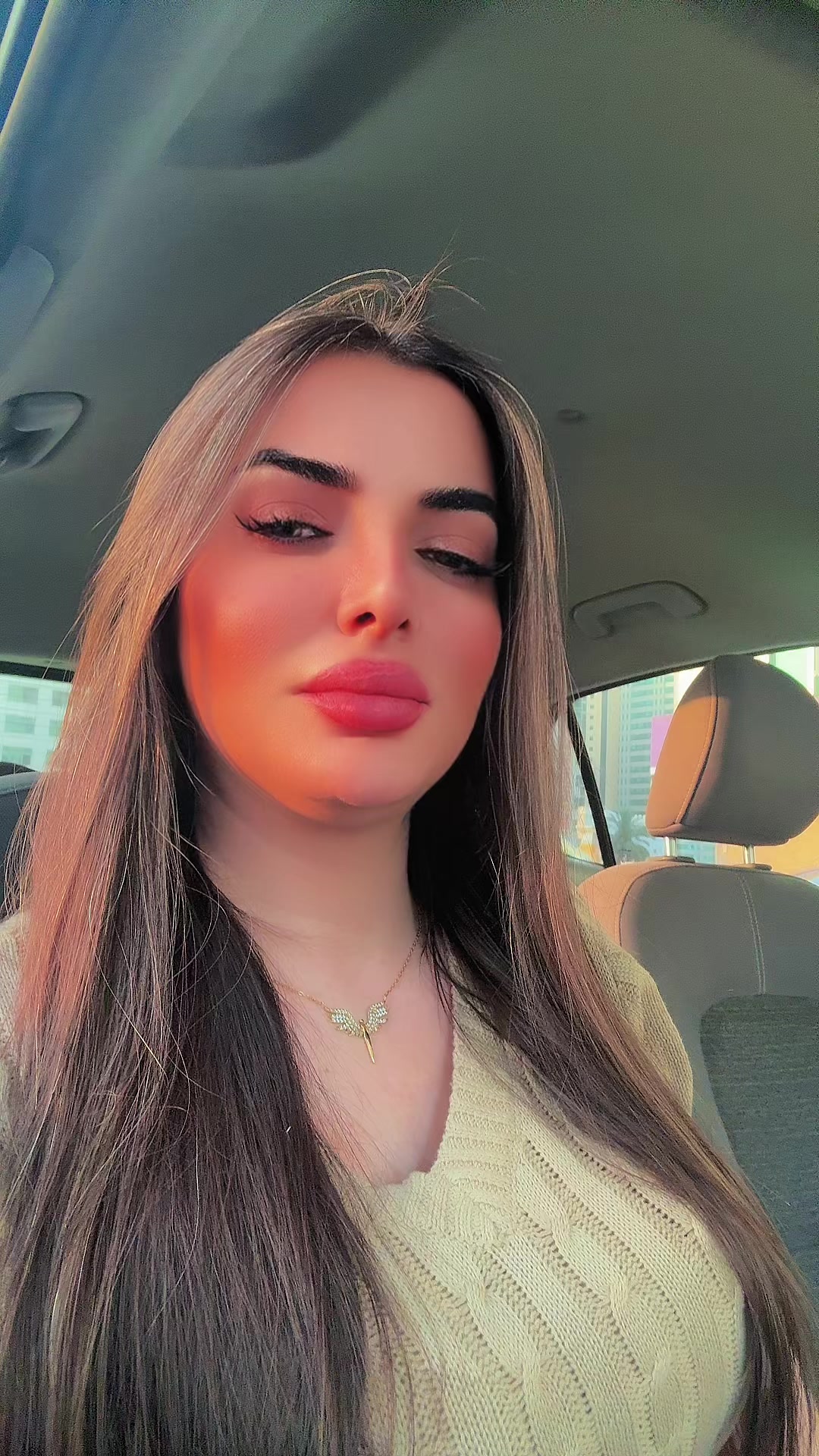 @LOLY💙