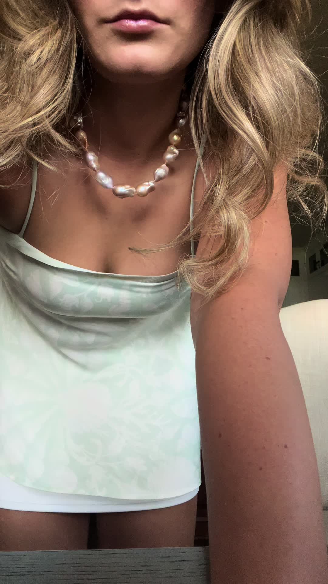@aubreyewebb