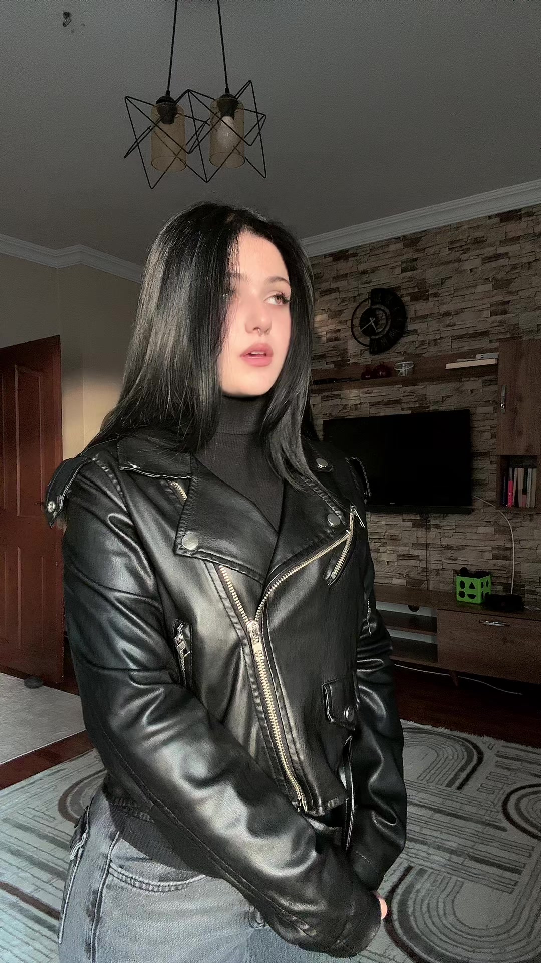 @alminadirenn
