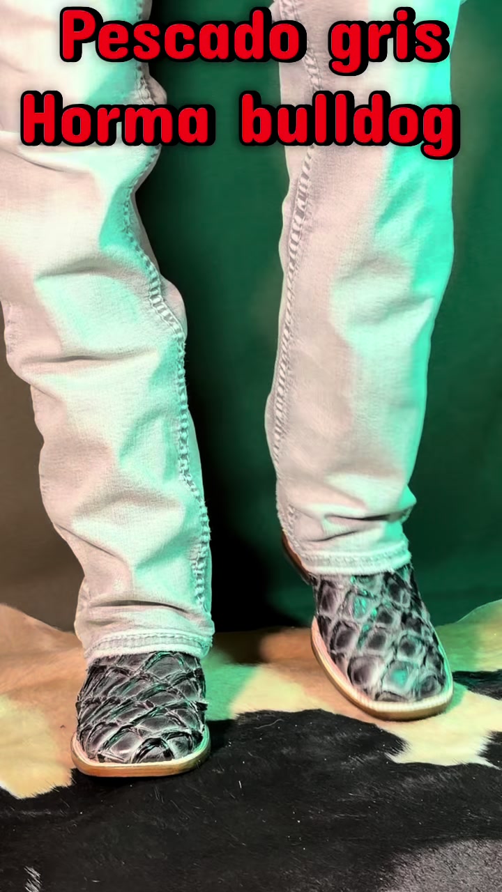 @BOTAS ORIGINALES DE LEON 🦁🫡