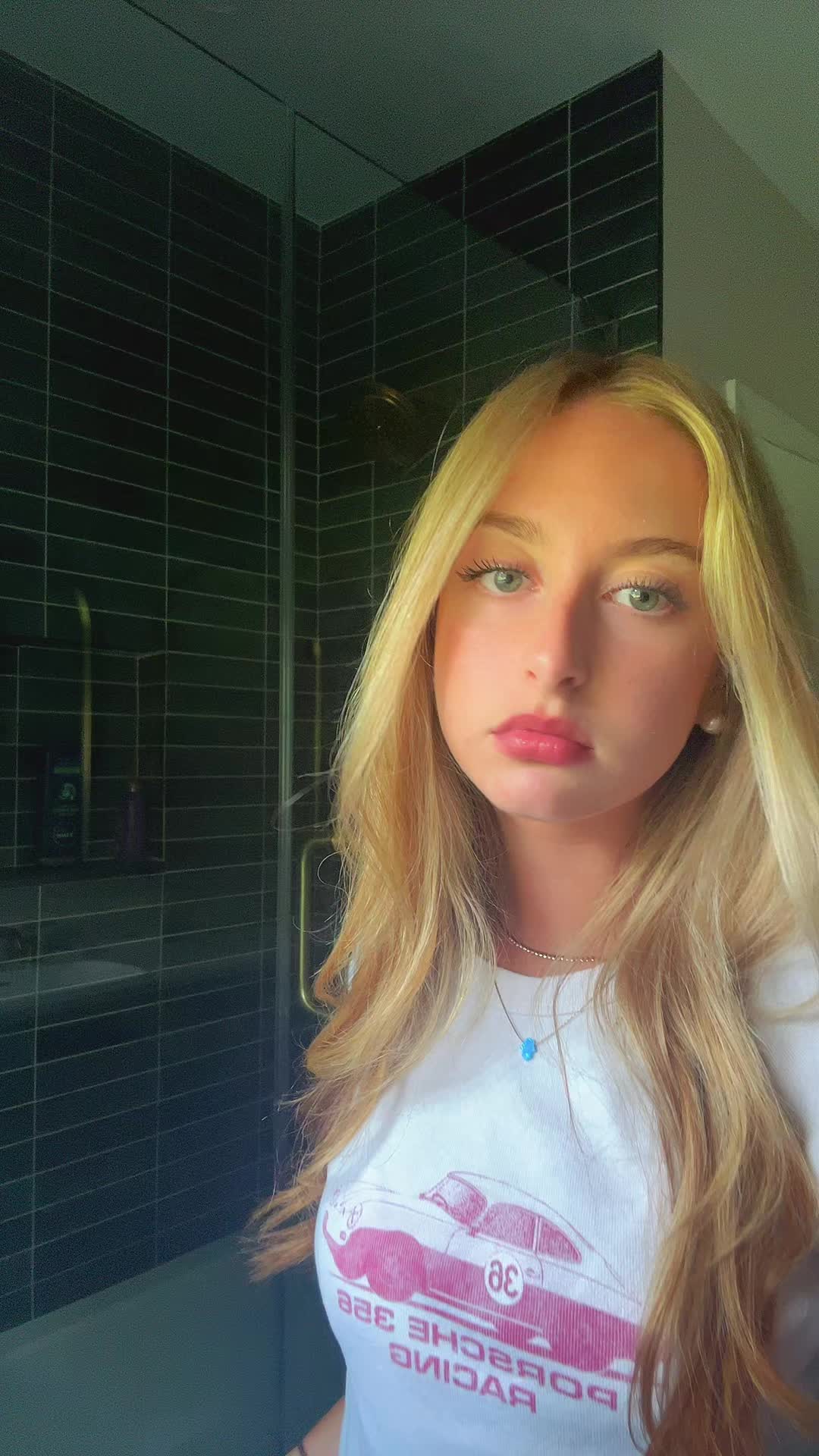 @chloe 🪽