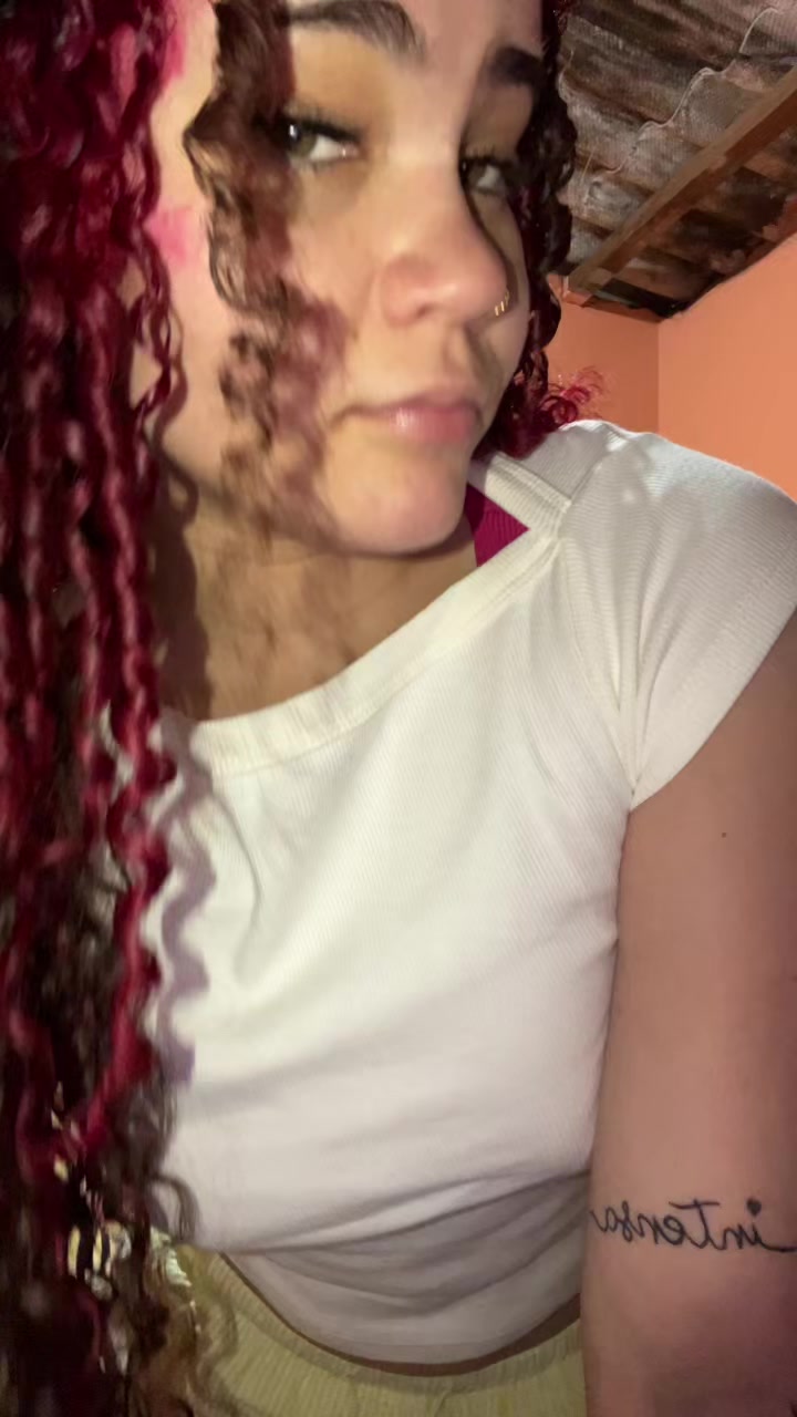 @4laynee_