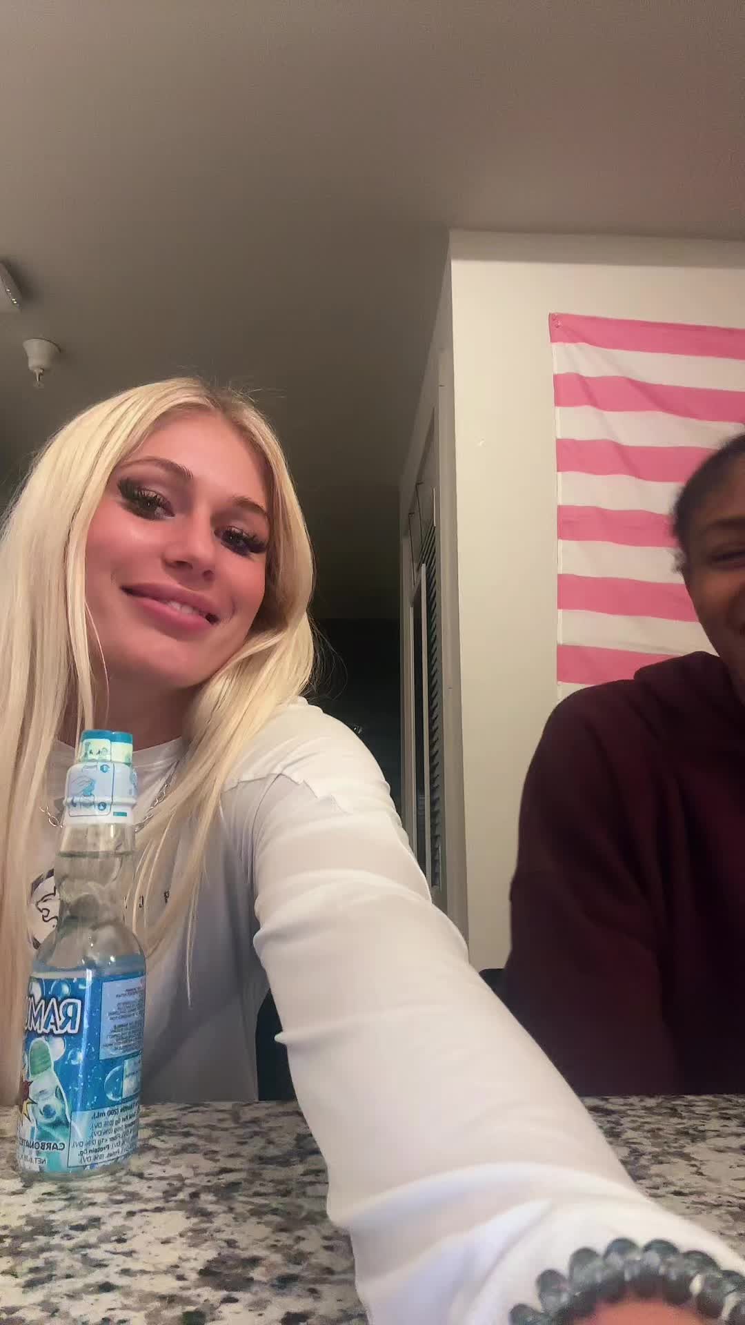 @taylee