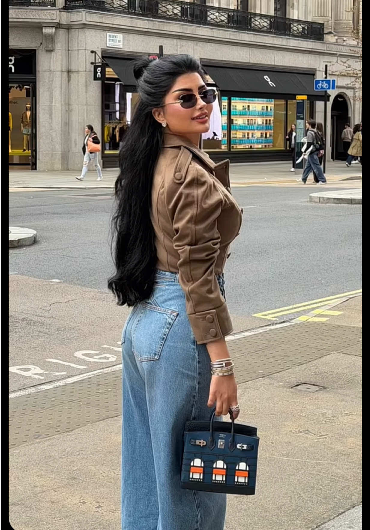 @Beyaz Gülüm