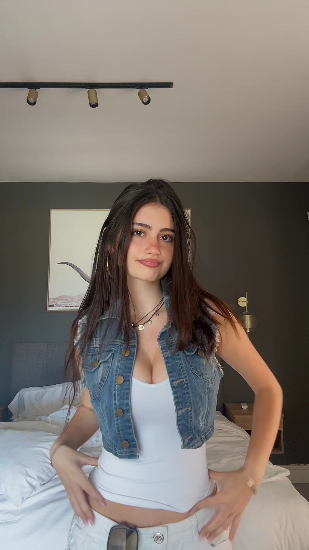 @lu
