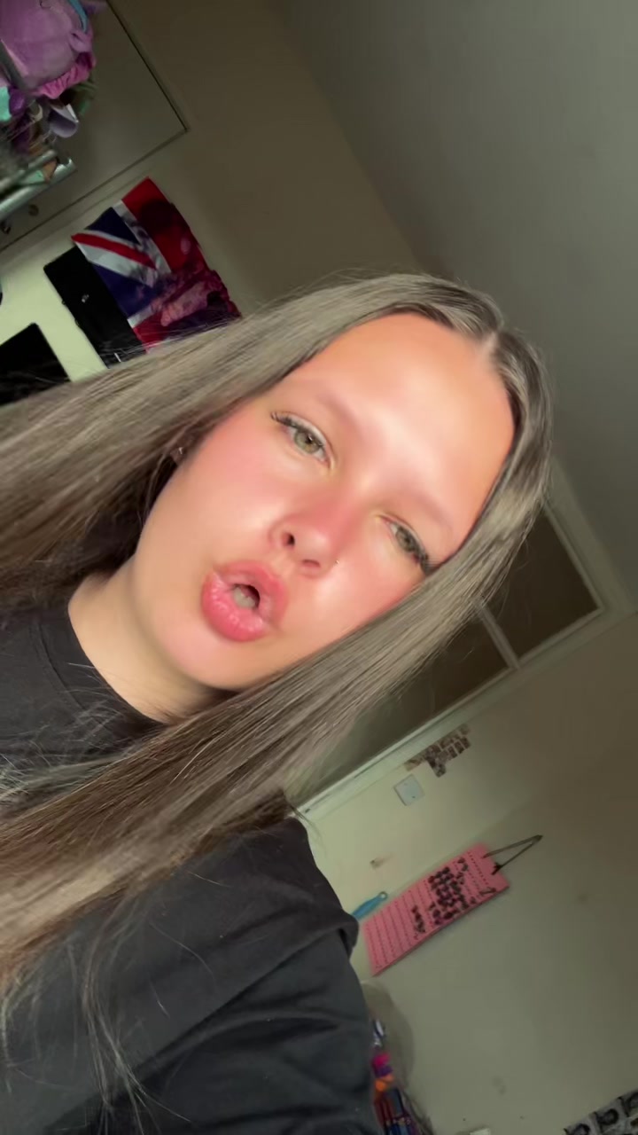 @Demi 💋🪩♾️™️