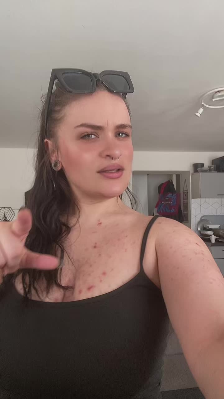 @Alli 🖤