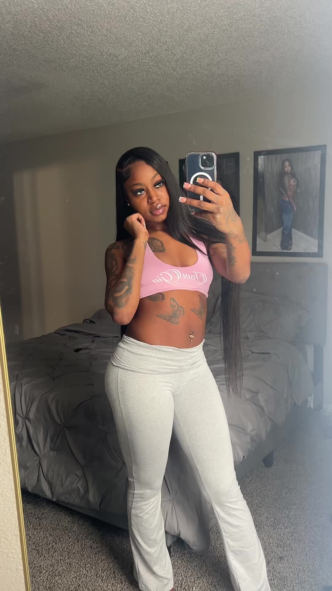 @Niya Dior ๐