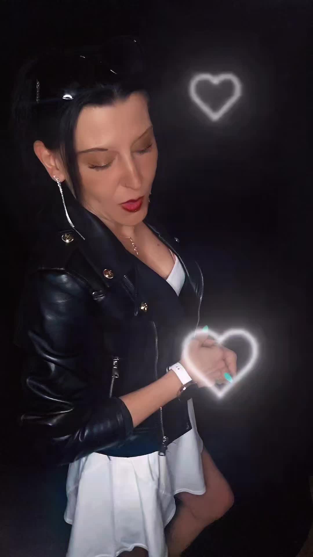 @🔥𝑳𝒊𝒕𝒕𝒍𝒆𝑪𝒓𝒂𝒛𝒚🔥