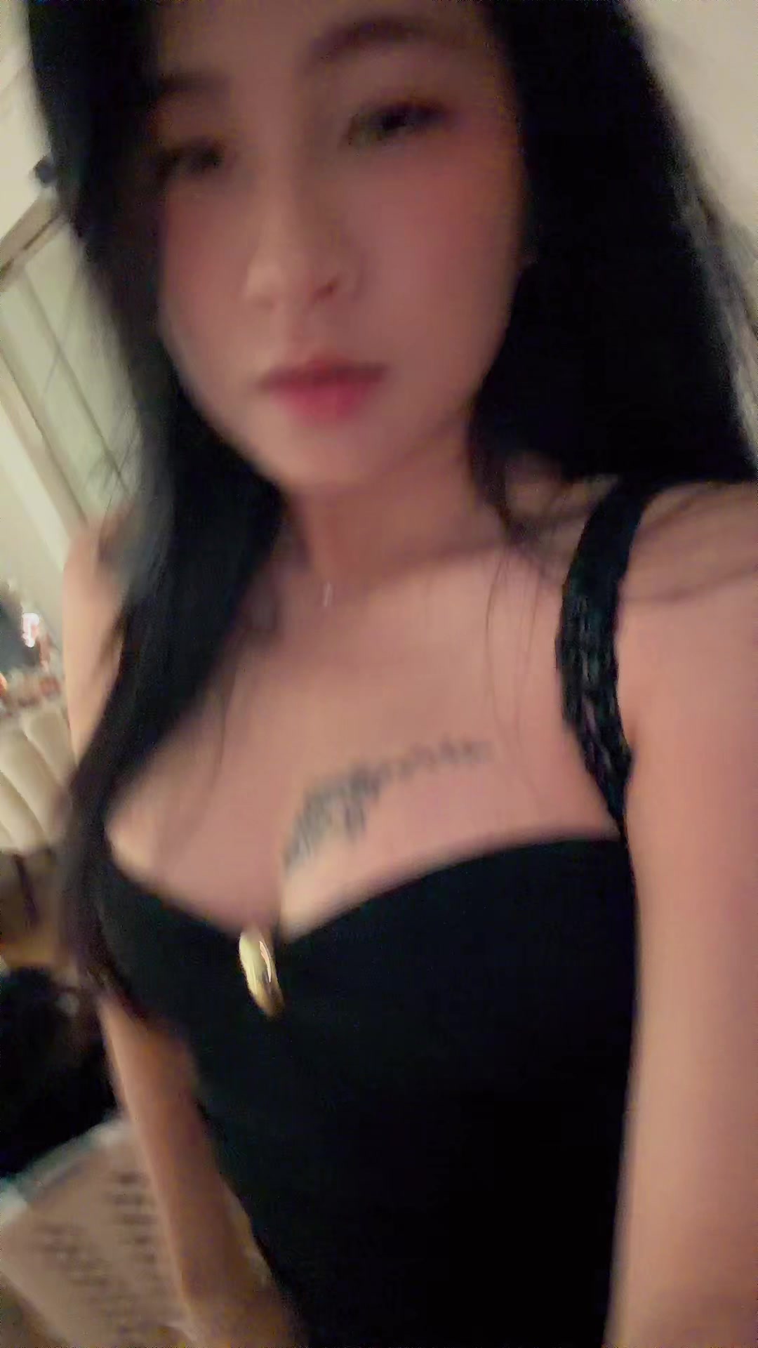@𝚟𝚢