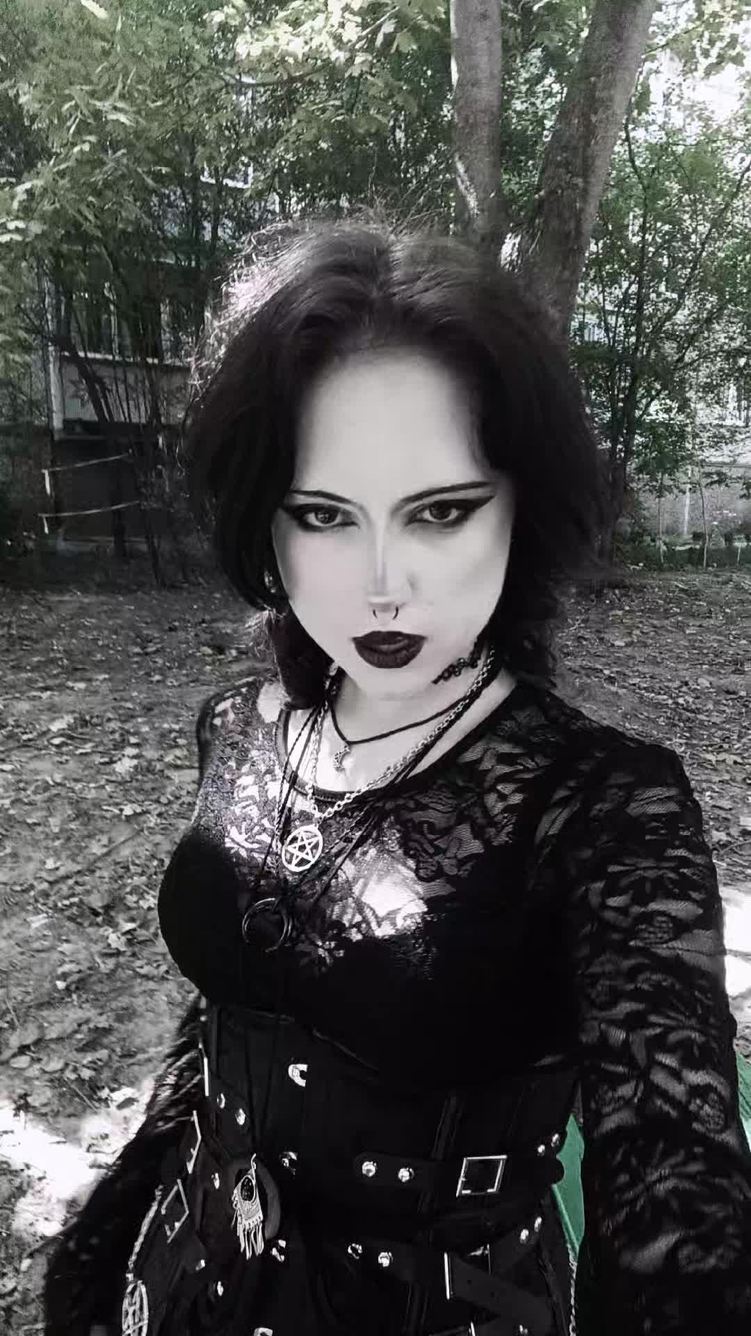 @◄✯raven✯►