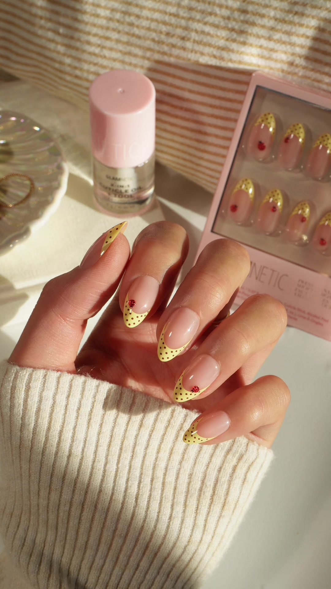 @Glamnetic