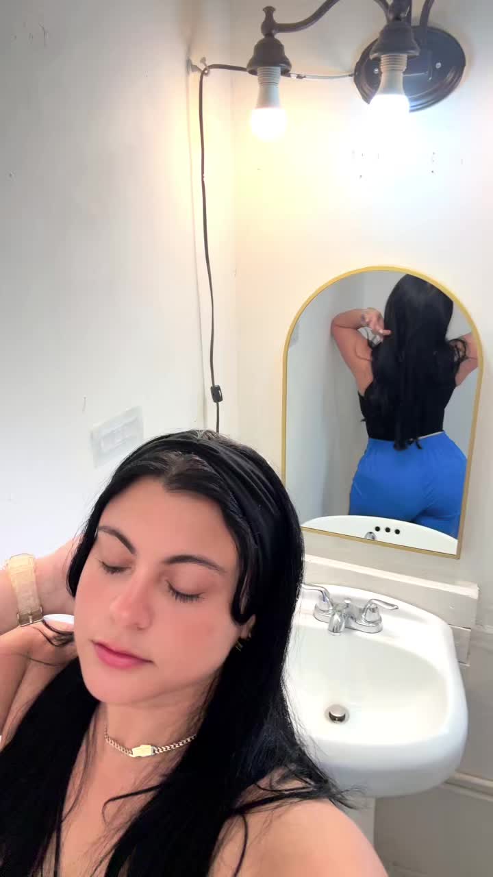 @Clau🤍♋️🌸🇨🇺