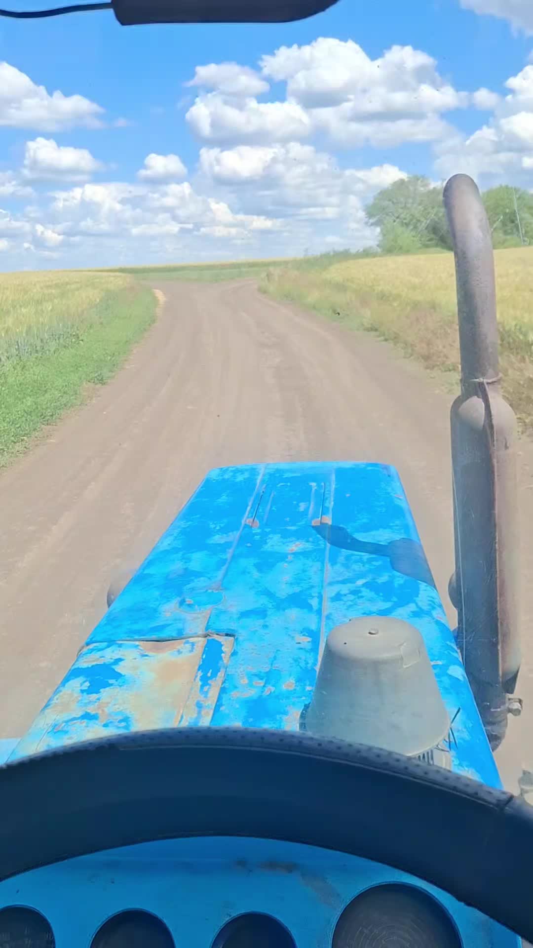 @🚜young tractor driver🇺🇦