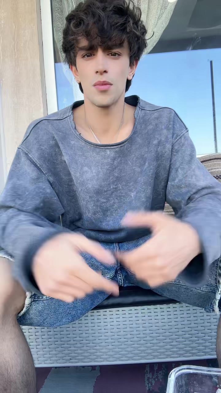 @Abollez
