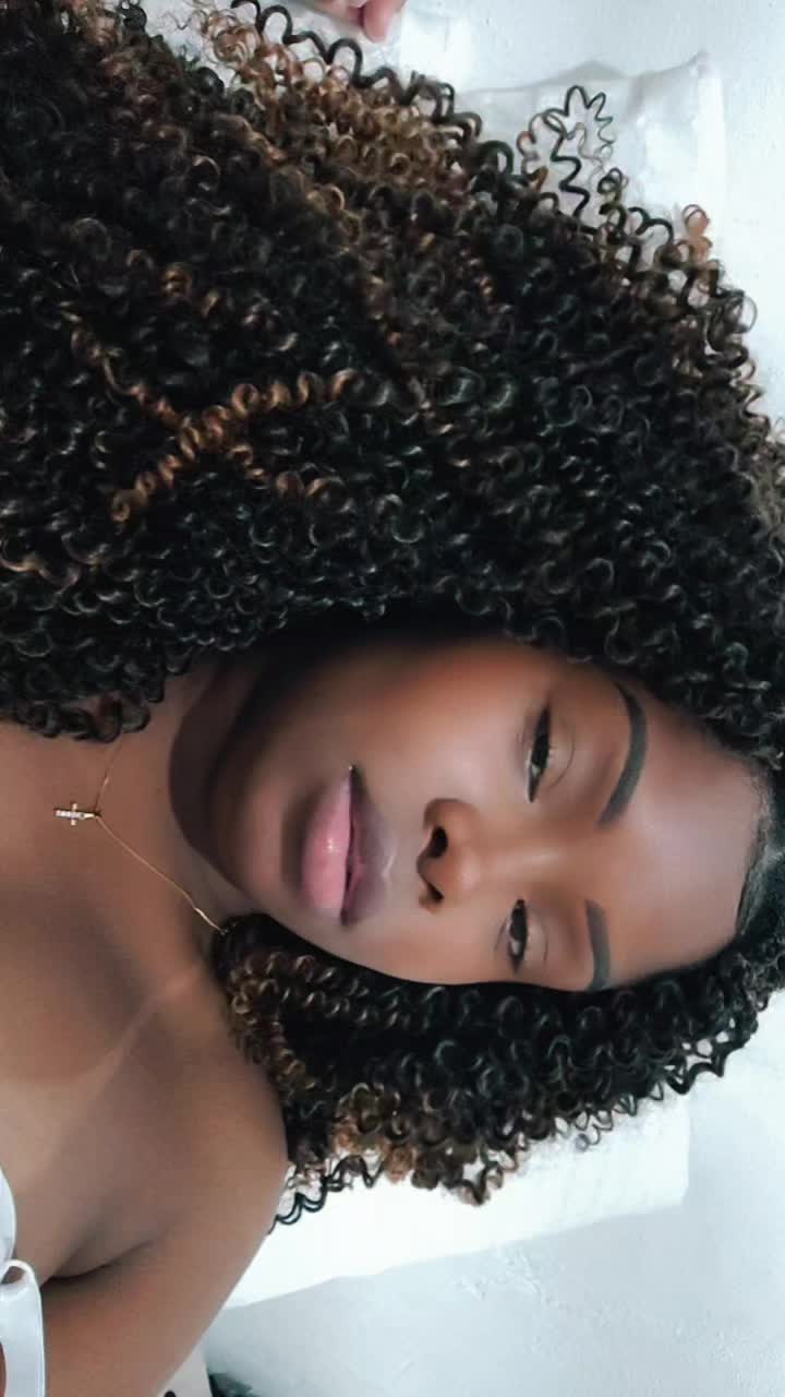 @Louhanna_